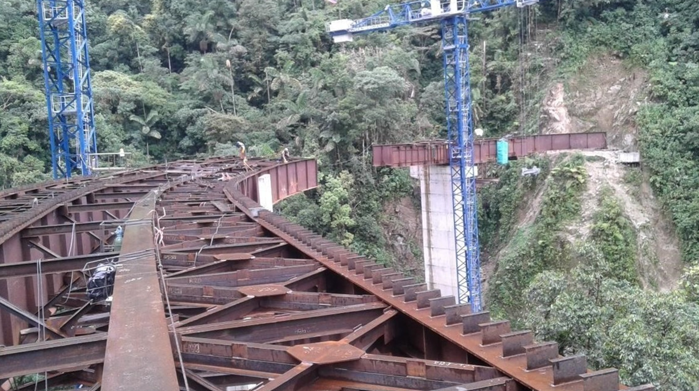 Puente metalico Campucana Mocoa Puntumayo