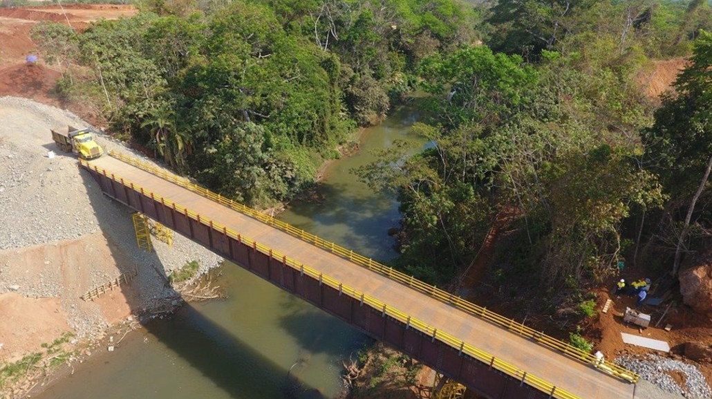 Puente en la mina Cerromatoso